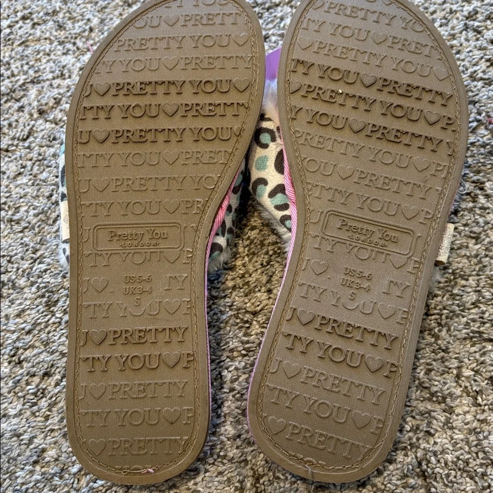 Pretty You London Slippers - Picture 3 of 4